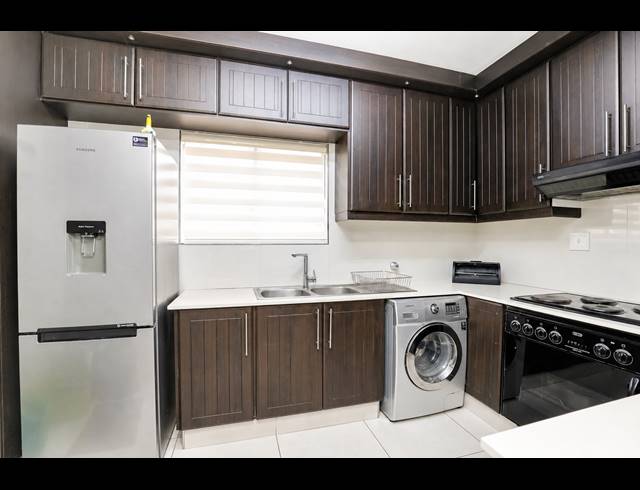 2 BEDROOM APARTMENT FOR SALE IN MORNINGSIDE
